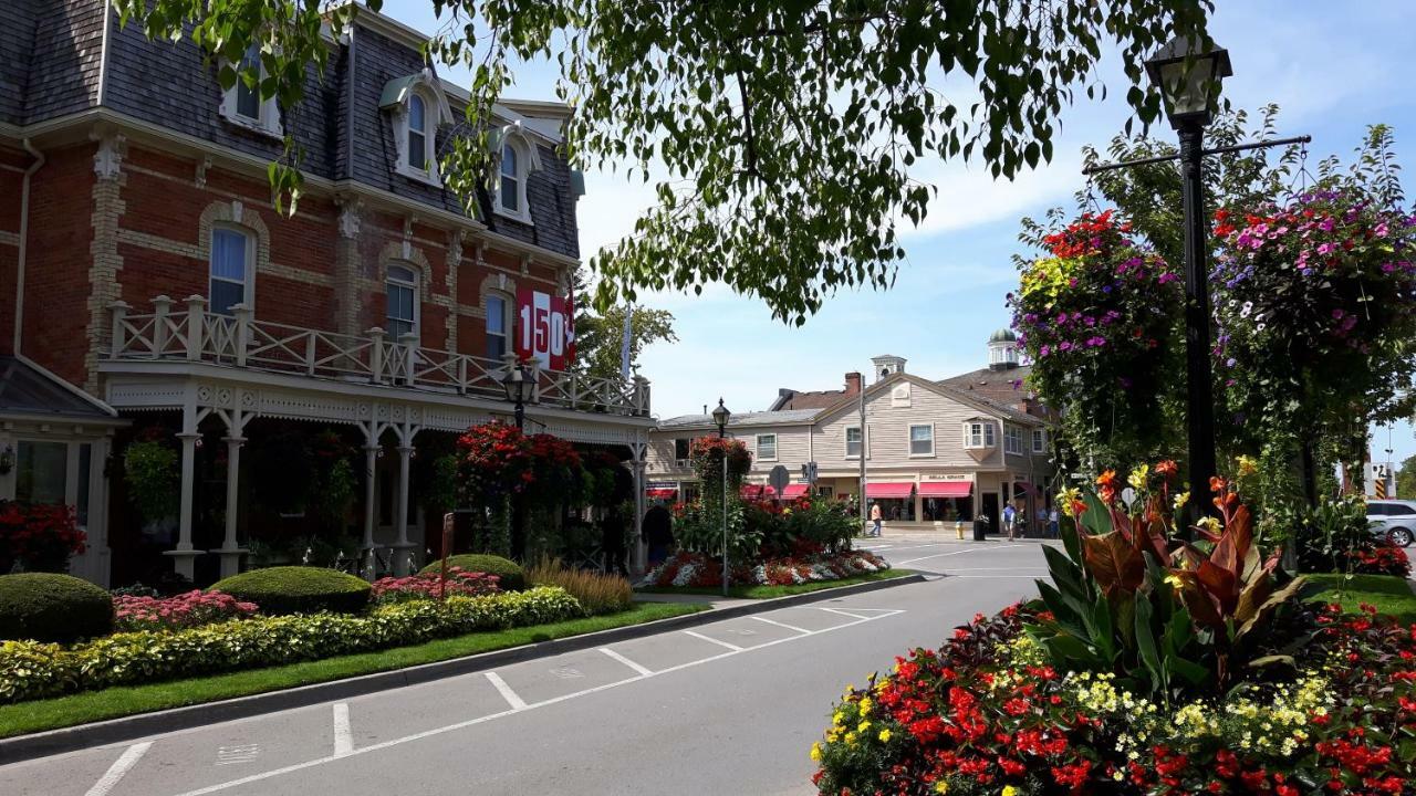 Historic Wilson-Guy House Bed & Breakfast Niagara-on-the-Lake Exterior photo